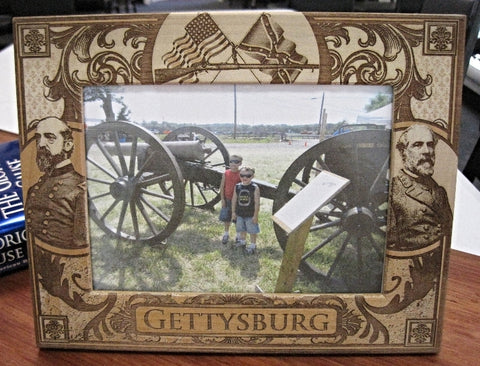 Wooden Gettysburg Picture frame